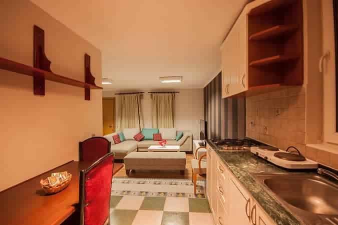 Moonshine Hotel Suites